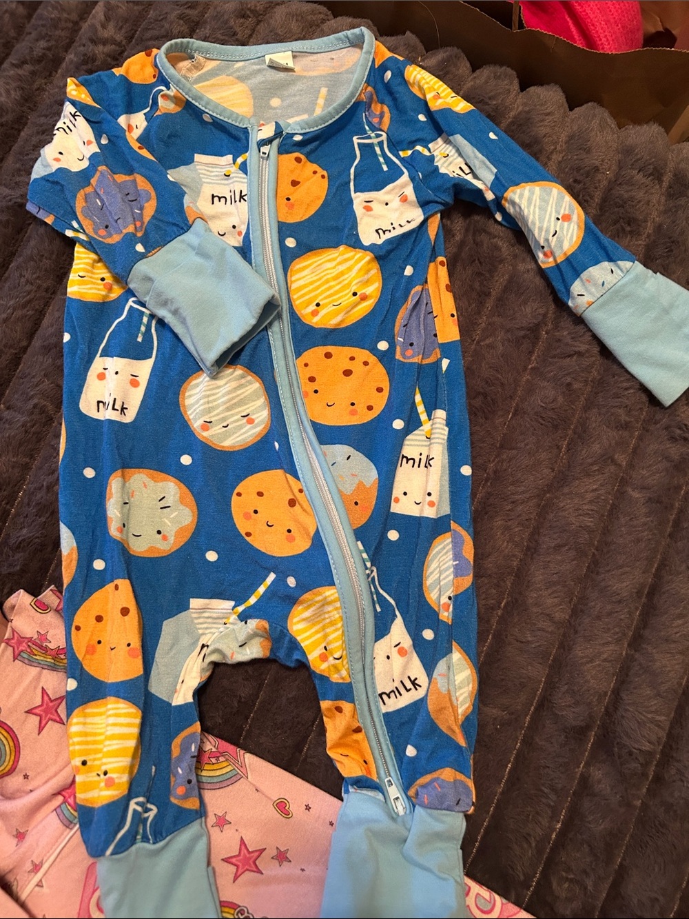 Milk & Cookies bamboo zippy
